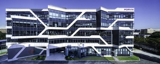 佛吉亚（中国）投资有限公司 Faurecia (China) Holding Co., Ltd.